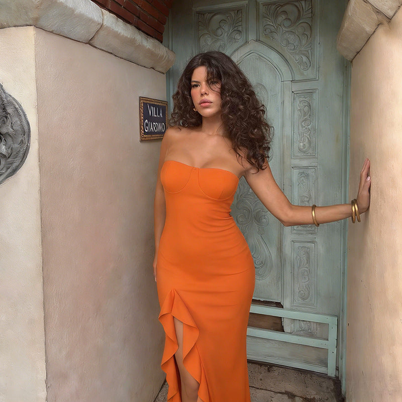 Damen Elegantes Maxi-Kleid mit voluminösem Rüschensaum und trägerlosem Design EB