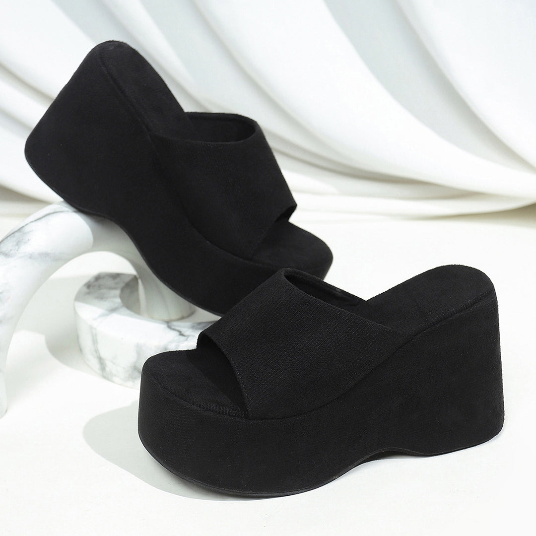 Damen Wedge-Pantoletten mit komfortablem Fußbett und modischer Riemchensilhouette EB