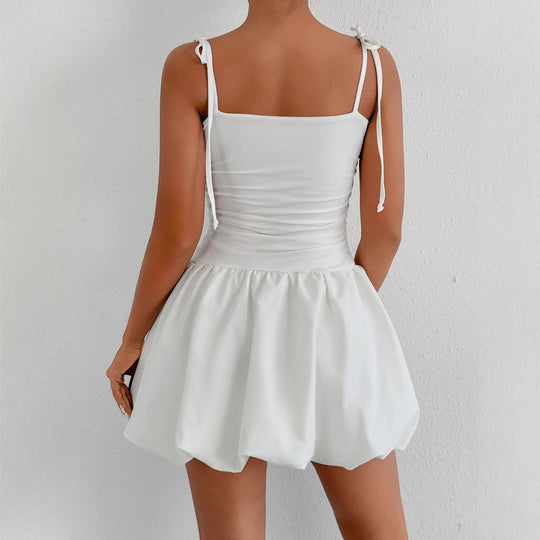 Damen verspieltes Minikleid mit verstellbaren Spaghetti-Trägern und raffiniertem Rüschensaum EB