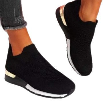 Damen Atmungsaktive Slip-On Sneakers mit glänzendem Akzent EB