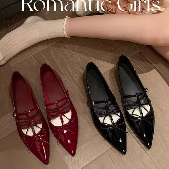 Damen Ballerina mit elegantem Schleifendetail und hochwertiger Lackoberfläche EB