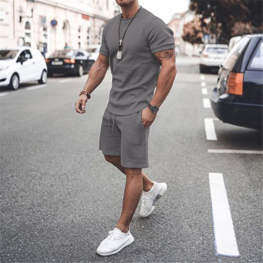 Herren nan figurbetontes Kurzarmshirt mit verstärkter Schulternaht und elastischer Kordelzug-Bermuda aus Stretchjersey EB