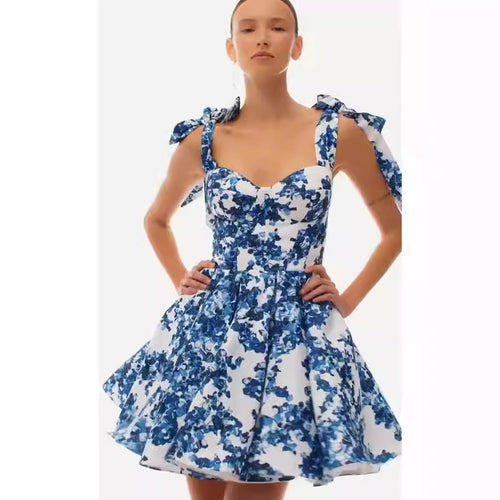 Damen Verspieltes Minikleid mit floralem Design und raffinierten Trägern EB