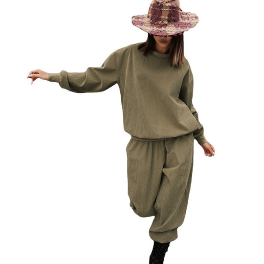 Damen nan strukturierter Cord-Trainingsanzug im Relaxed-Fit mit Bündchenhose EB