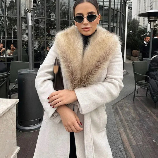 Damen Eleganter Mantel mit Luxury-Fellkragen EB