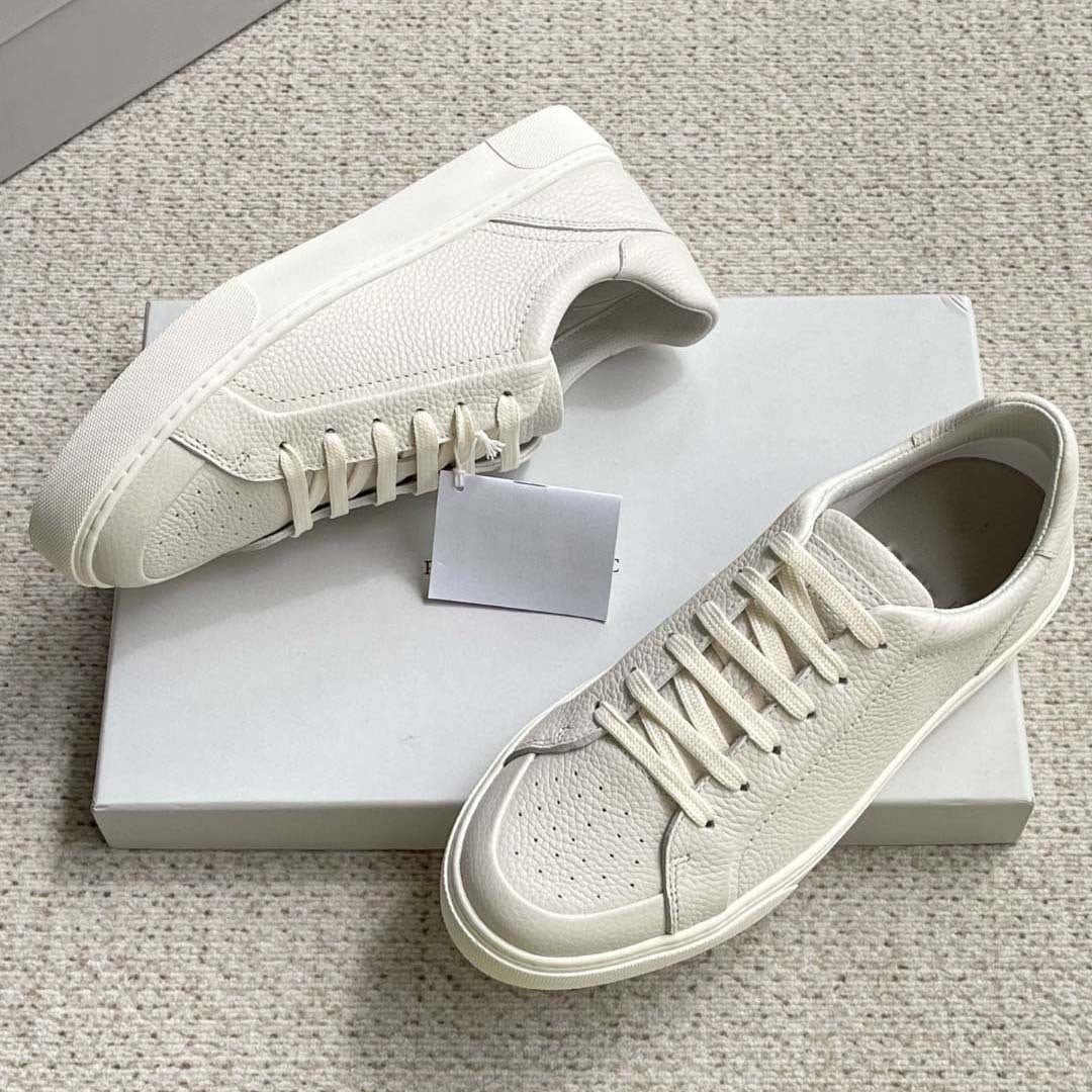 Damen Leder Sneakers mit strukturiertem Obermaterial und rutschfester Sohle EB