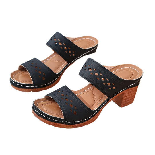 Damen High-Quality Komfort-Pantoletten mit dekorativem Riemendesign EB