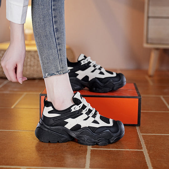 Damen Sportliche Lauf-Sneaker mit stabilisierenden Elementen EB