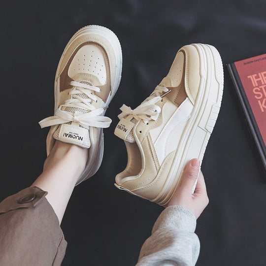 Damen Sportliche Sneakers mit gepolsterter Sohle und atmungsaktivem Obermaterial EB