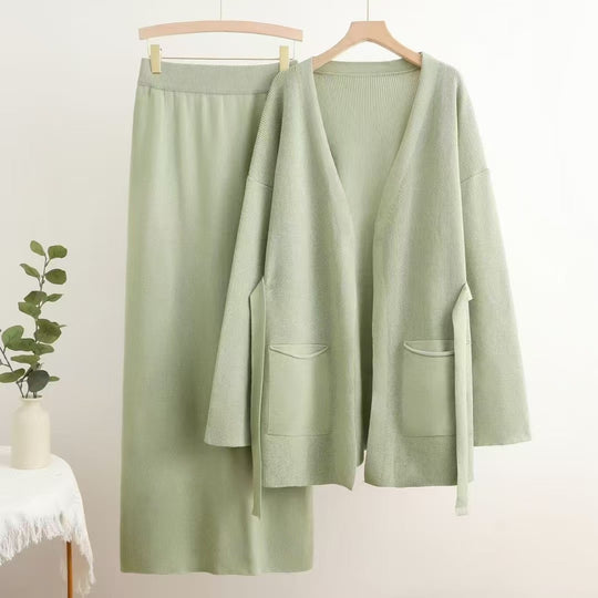 Damen lässiges Strickensemble mit tiefem V-Ausschnitt und praktischen Taschen EB