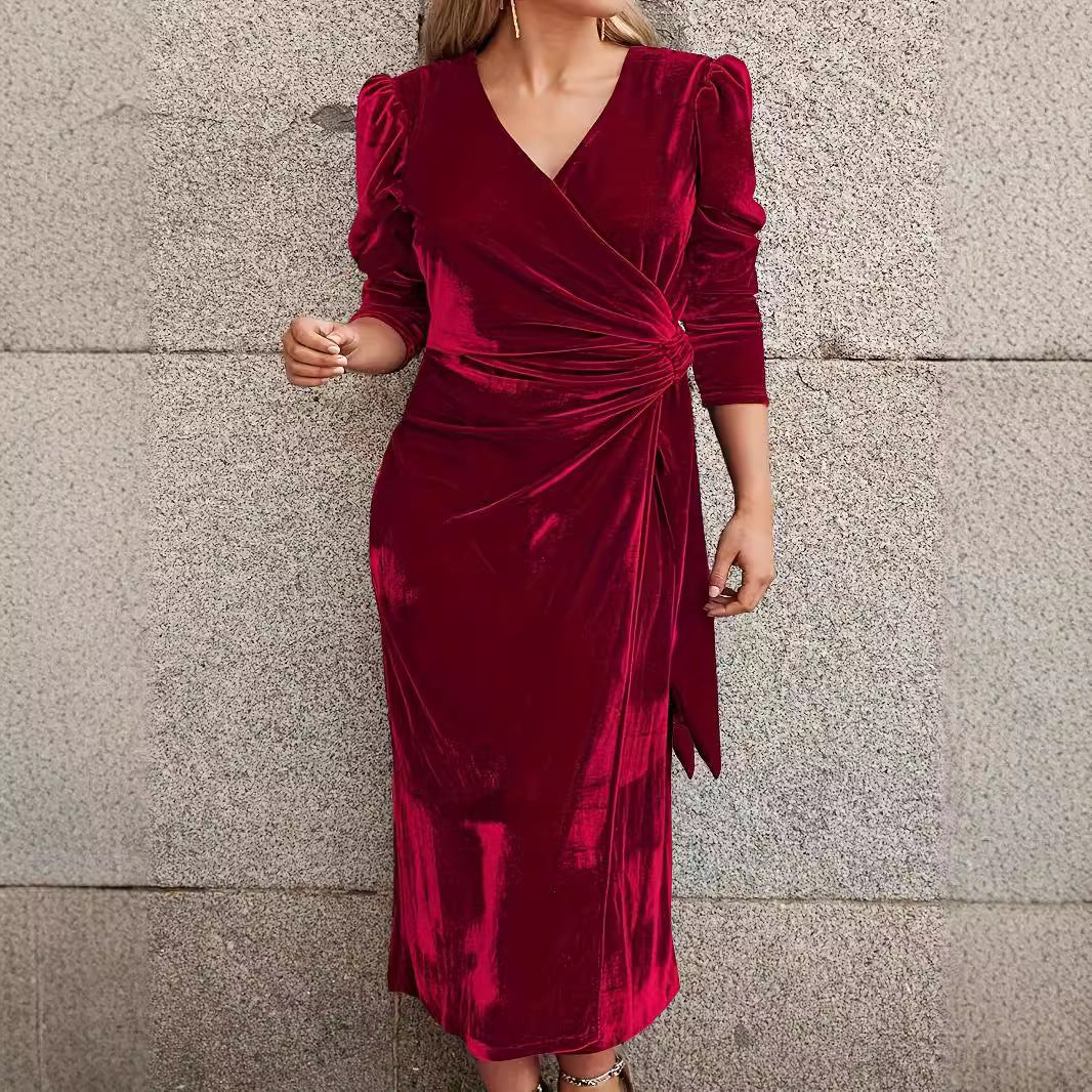 Damen Wickelkleid aus luxuriösem Samt mit strukturierten Puffärmeln und tiefem V-Ausschnitt EB