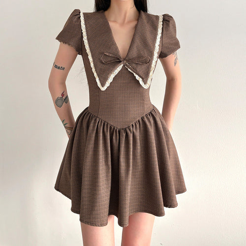 Damen Vintage-Folklore Kleid mit voluminösen Ärmeln und dekorativem Kragen EB