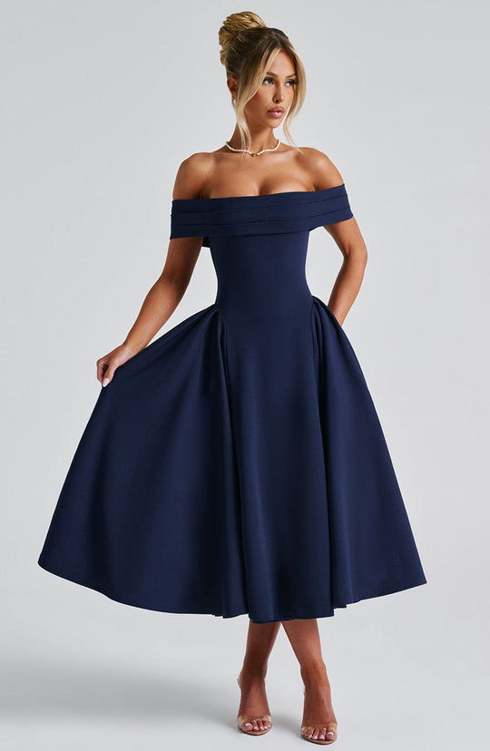 Damen Elegantes Abendkleid mit Schulterfreiem Design und Voluminösem Rock EB