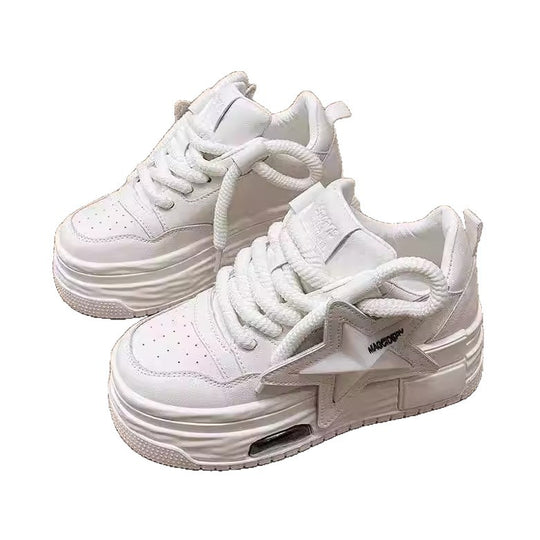 Damen modische Sneakers mit auffälliger Sternenapplikation und komfortabler Dämpfung EB