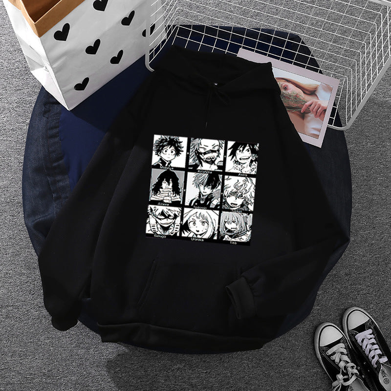 Unisex nan Kapuzenpullover mit quadratischer Manga-Charakter-Collage, leicht oversizeder Schnitt und Kängurutasche EB