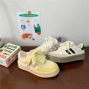Damen Modische Sneakers mit dämpfendem Plateau und weichem Obermaterial EB
