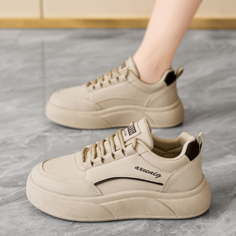 Damen Sneaker mit weicher Dämpfung von EB