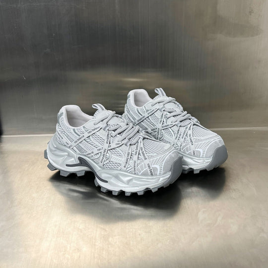 Damen Sportliche Lauf-Sneaker mit innovativem Mesh-Design und rutschfester Sohle EB