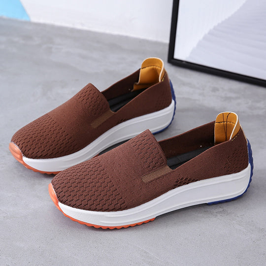 Damen Sportliche Slip-On Sneakers mit atmungsaktiver Netzstruktur EB