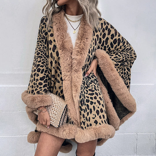 Damen kuscheliger Poncho mit luxuriösem Kunstfellbesatz und Leopardenmuster EB