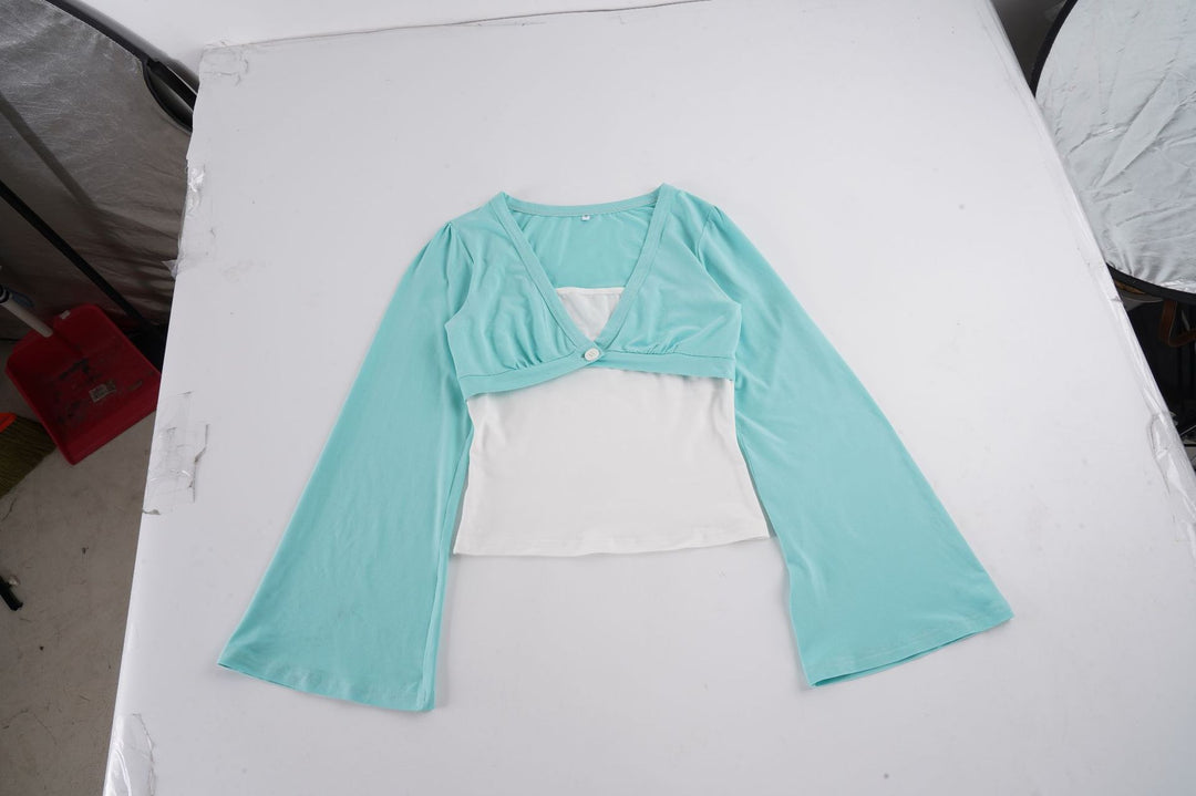 Damen nan Bolero-Overlay-Top mit tiefem V-Ausschnitt, ausgestellten Trompetenärmeln und integrierter Camisole EB