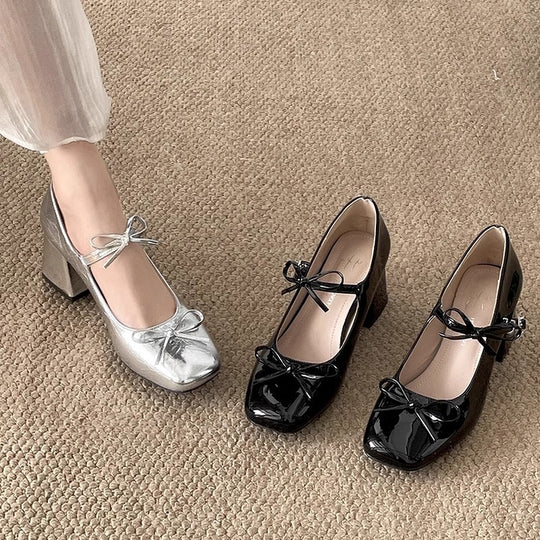 Damen Elegante Pumps mit zarter Schleifenverzierung und glitzernder Oberfläche EB