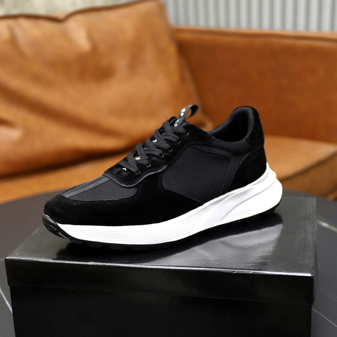 Damen Sportliche Sneakers mit modernem Design und dämpfender Sohle EB