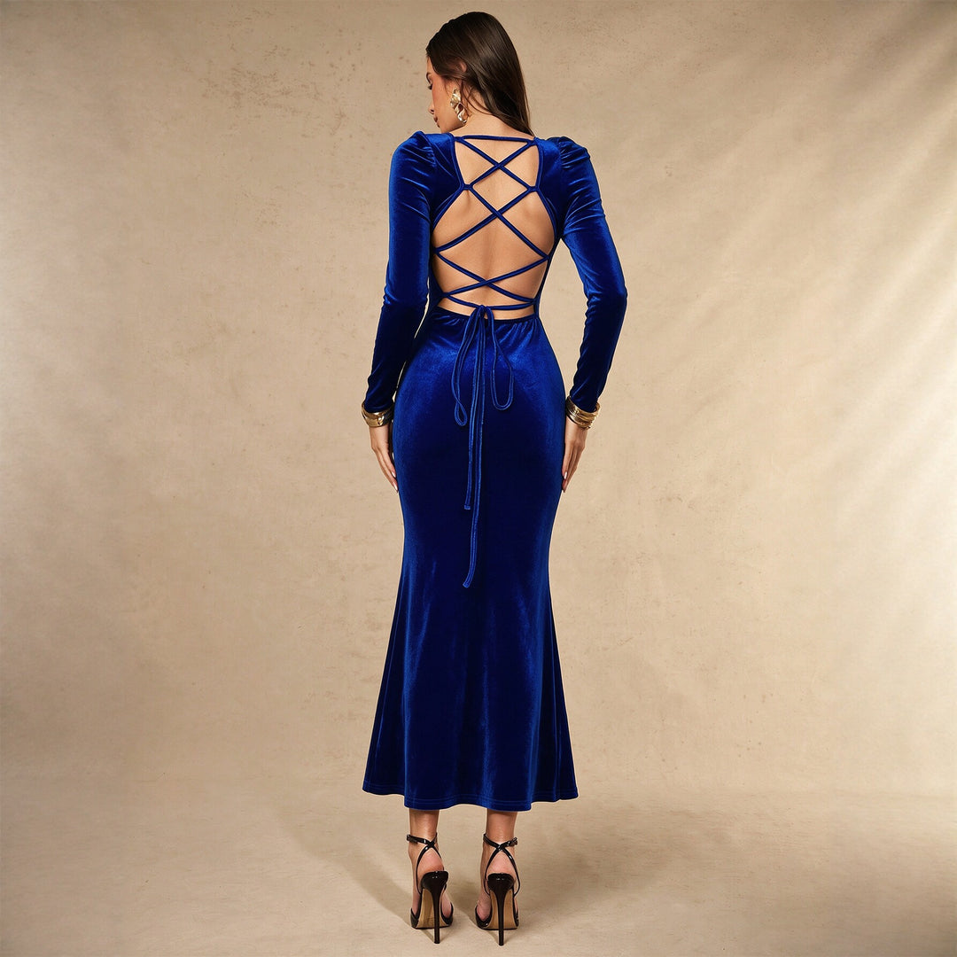 Damen eng anliegendes Samt-Maxiabendkleid mit quadratischem Ausschnitt und Meerjungfrauen-Silhouette Eichborn Berlin