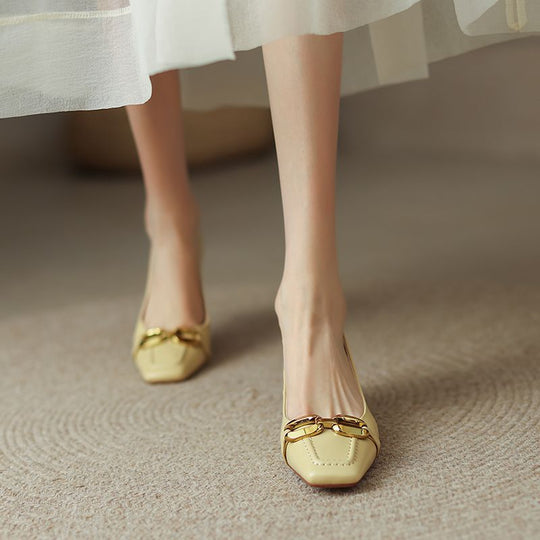 Damen Ballerinas mit elegantem Kettenakzent EB
