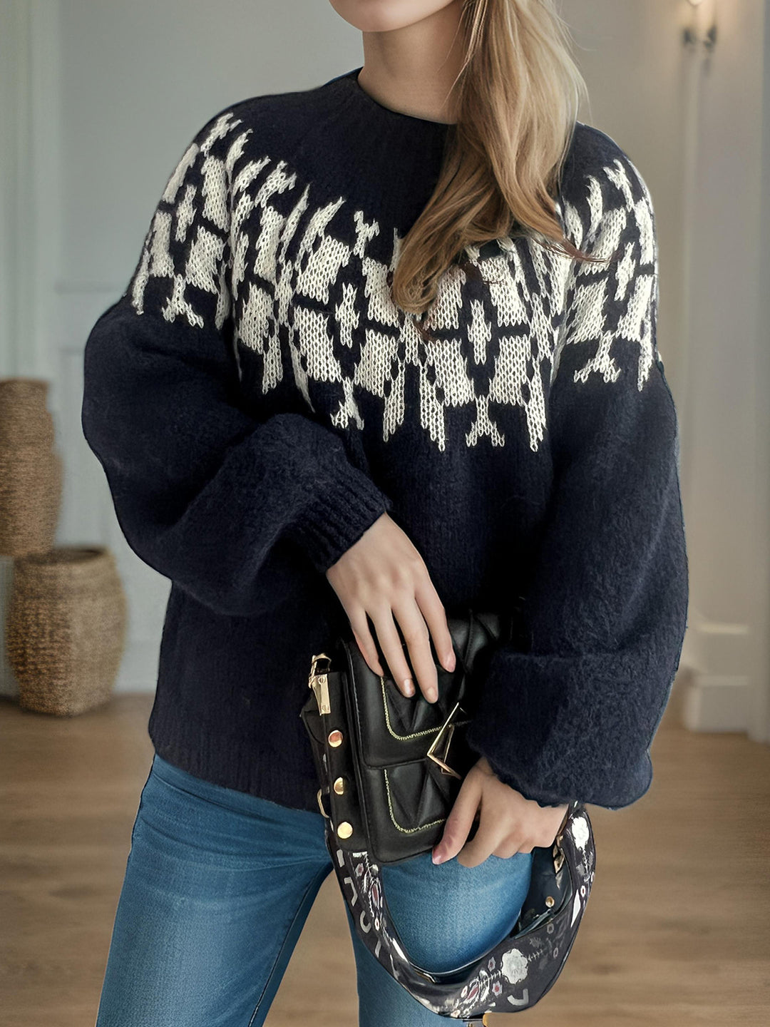 Damen Strickpullover mit voluminösen Ärmeln und modernem Muster EB