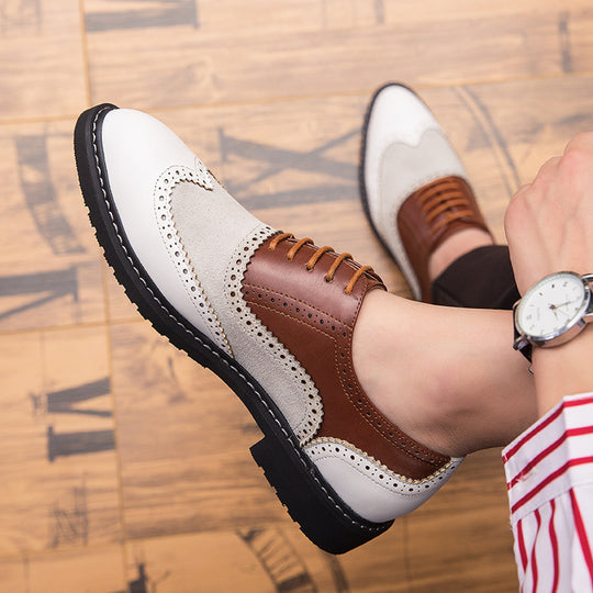 Damen Elegante und stilvolle Schnürschuhe mit klassischem Broguemuster EB