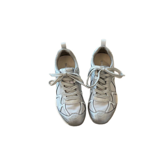 Damen Sportliche Leichtgewicht-Sneaker mit atmungsaktiver Mesh-Oberfläche und flexibler Sohle EB