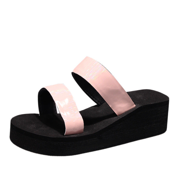 Damen Riemensandalen mit glänzenden Akzenten und komfortablem Plateau EB