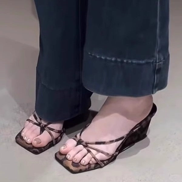 Damen Wedge-Sandalen mit trendigem Leopardenmuster EB