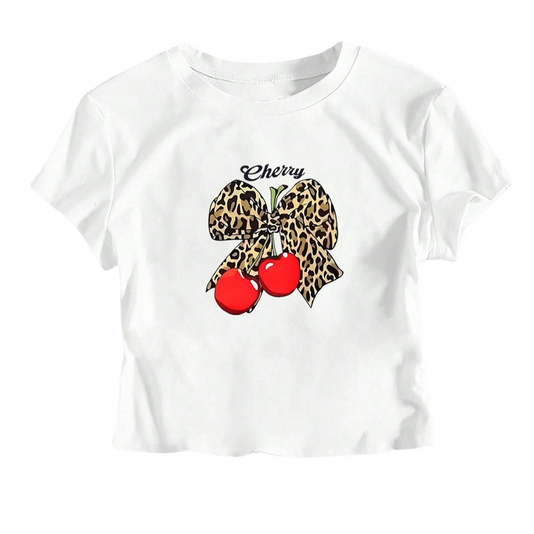Damen Crop-T-Shirt mit verspieltem Leoparden-Schleifenmotiv und fruchtigem Print EB