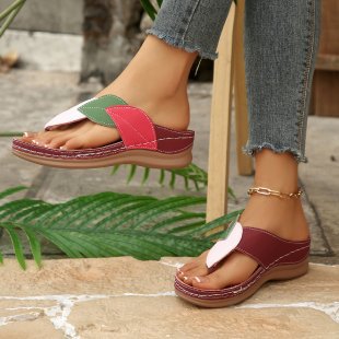 Damen modische Zehentrenner mit floralem Design und bequemer Sohle EB