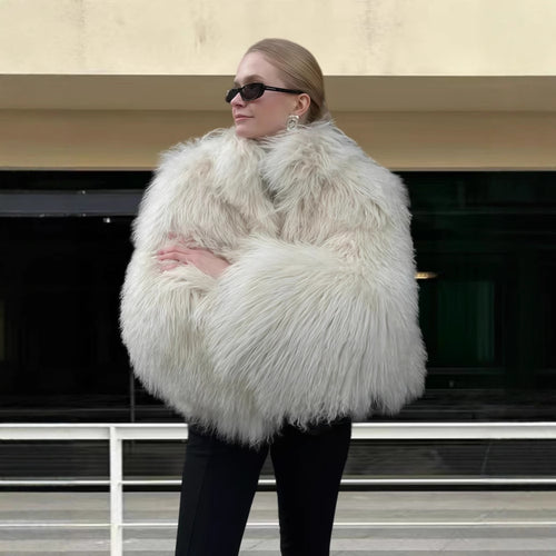 Damen Luxuriöse Felljacke mit voluminösen Ärmeln und elegantem Schnitt EB