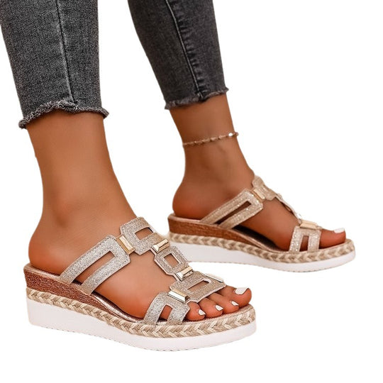Damen Komfortable Riemensandalen mit trendigem Ketten-Design EB