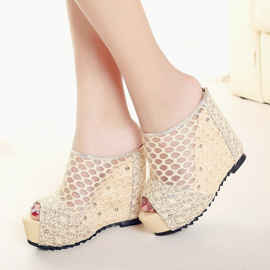 Damen Plateau-Mules mit modischem Schleifen-Design und funkelnden Akzenten EB