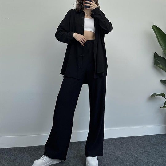 Damen lässiges Strickensemble mit weiter Bluse und lockeren Hosen EB