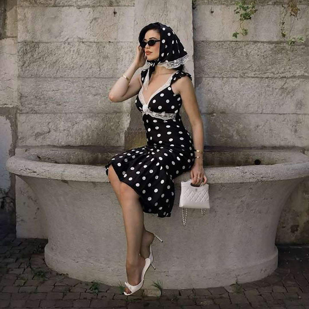 Damen Figurbetontes Polka-Dot Kleid mit Spitzenapplikation EB