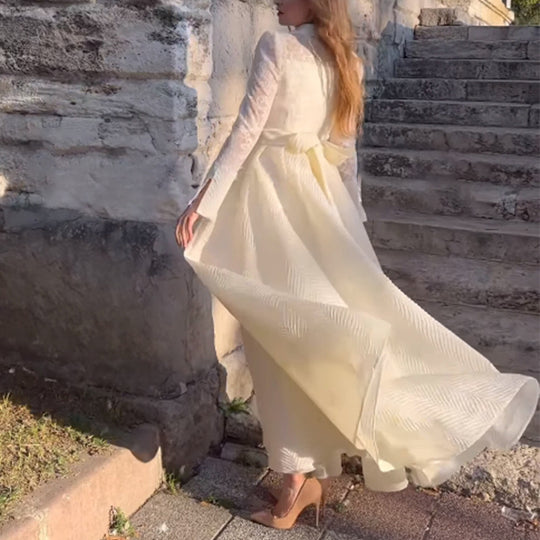 Damen Elegantes Maxikleid mit Spitzenärmeln und Taillengürtel EB