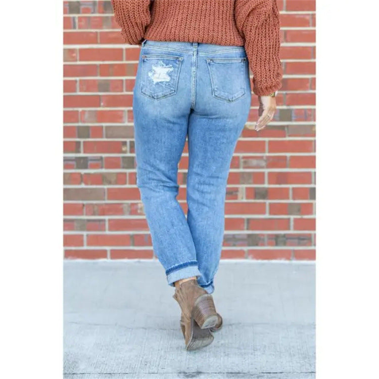 Damen Vintage Destroyed Jeans im entspannten Schnitt mit hohem Bund EB