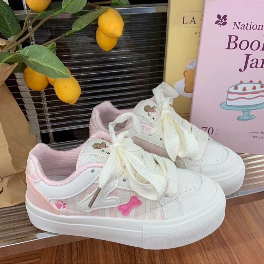 Damen Sneakers mit tierischem Motiv und robustem Design EB