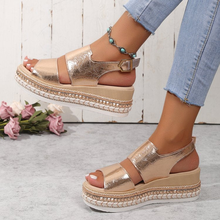 Damen Riemensandalen mit modischer Schmuckverzierung und Plateau-Rand EB