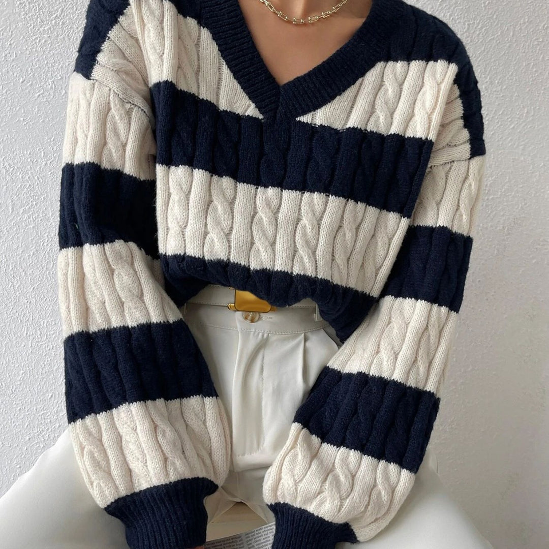Damen nan gestreifter Grobstrick-Pullover mit Zopfmuster, tiefem V-Ausschnitt und oversized Passform EB