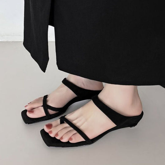 Damen elegante Flachsandalen mit verstellbarem Riemendesign EB