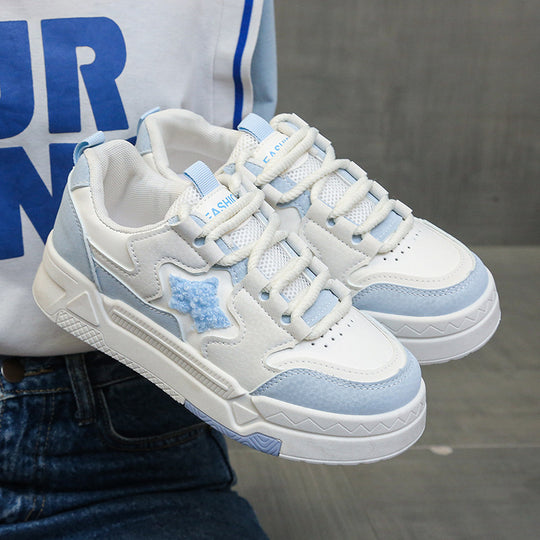 Damen Sneakers im trendigen Design mit detailverliebten Applikationen EB