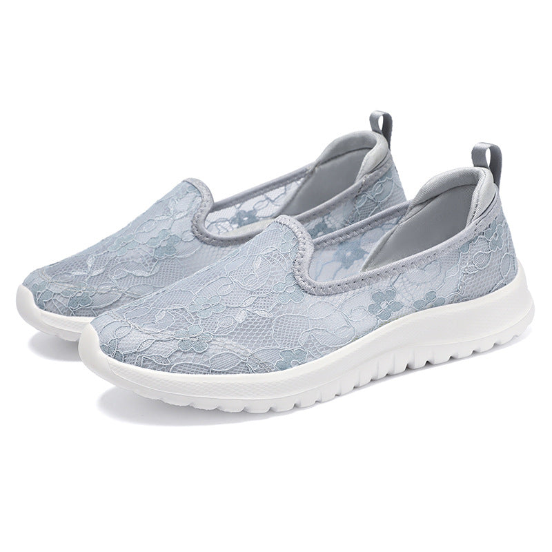 Damen Slip-On Sneakers mit eleganter Spitze und dämpfender Sohle EB