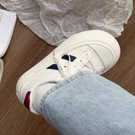Damen Sportliche Sneakers mit gepolstertem Innenfutter und rutschfester Laufsohle EB